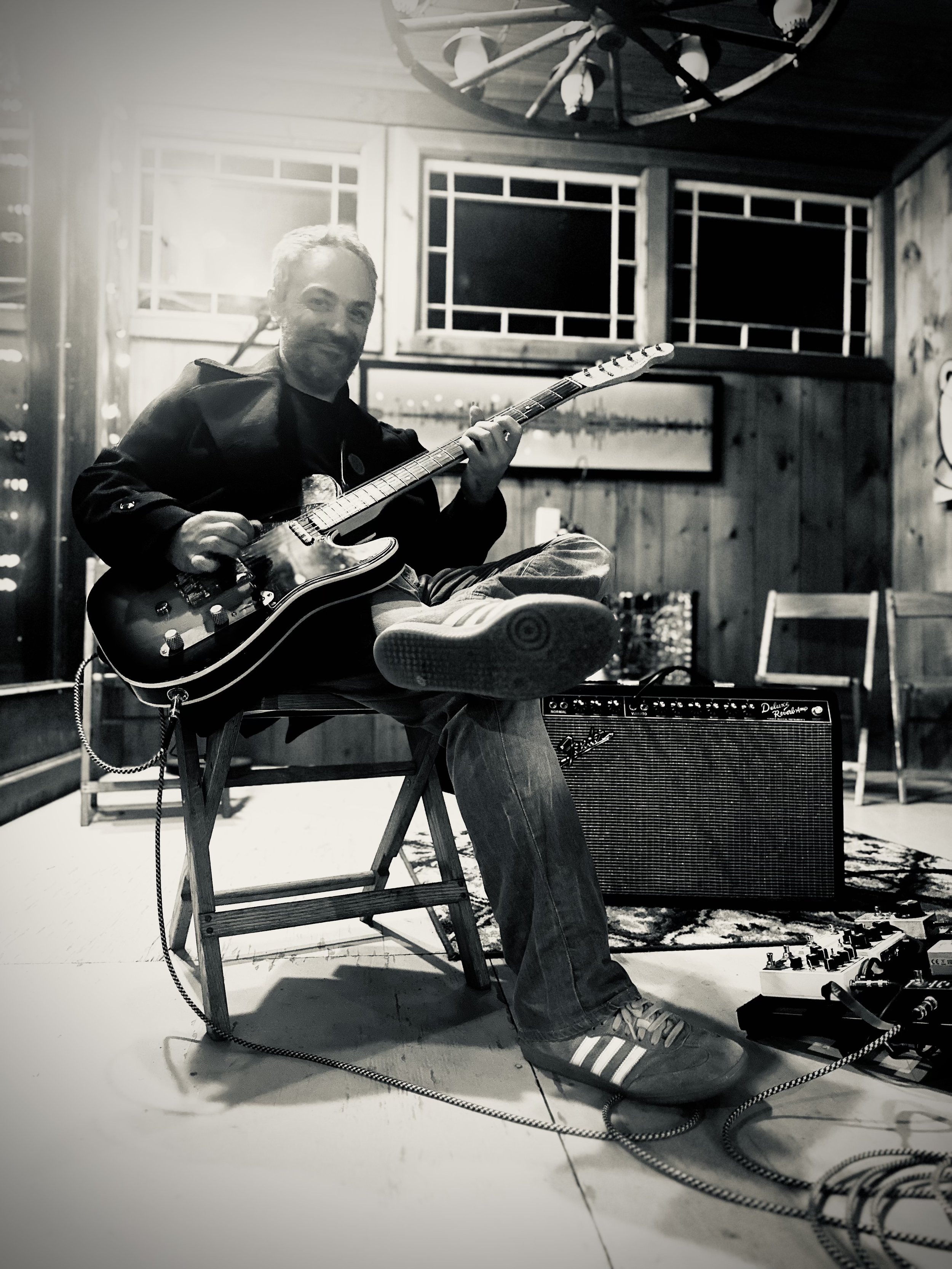 Matt Werden playing guitar